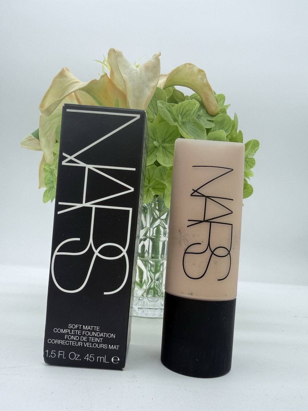 Nars Soft Matte Complete Foundation FIJI Light 5 -45mL / 1.5 Oz.